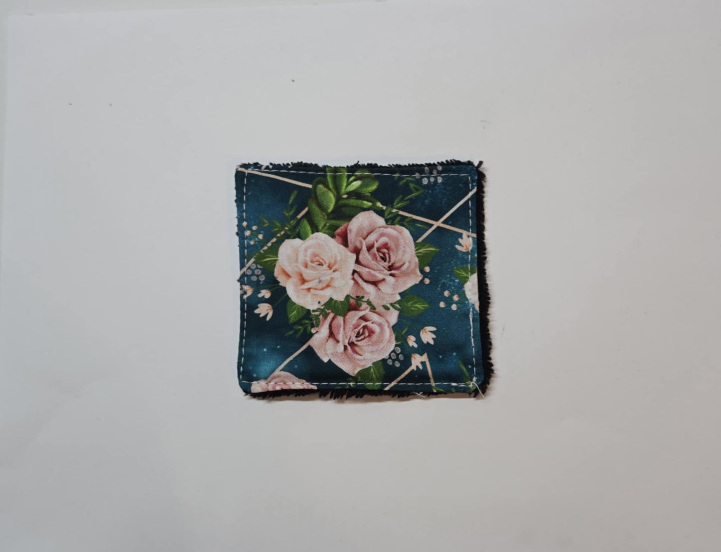 Lingettes démaquillantes - Bajoues à joues