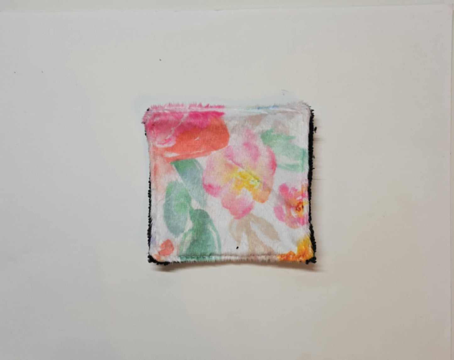 Lingettes démaquillantes - Bajoues à joues