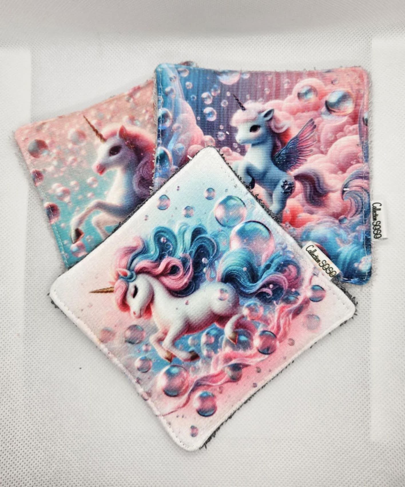 Ensemble panier et lingettes- licorne