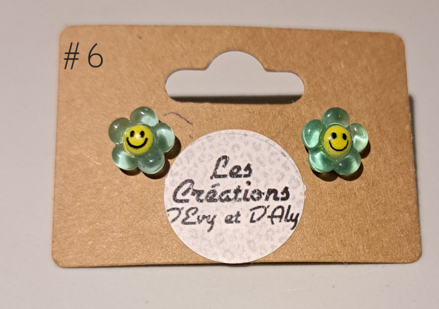 Boucle d'oreille fleur moyen