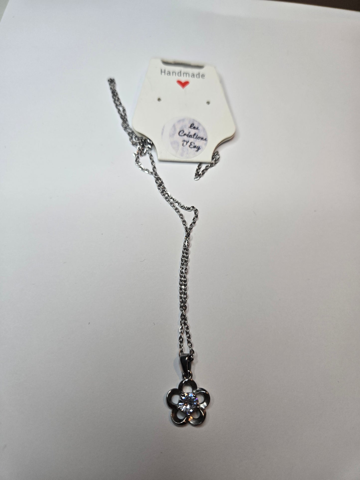 Collier par les créations d'Évy