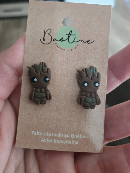 Homme arbre - Boucles d'oreilles studs en argile polymère acier inoxydable hypoallergène