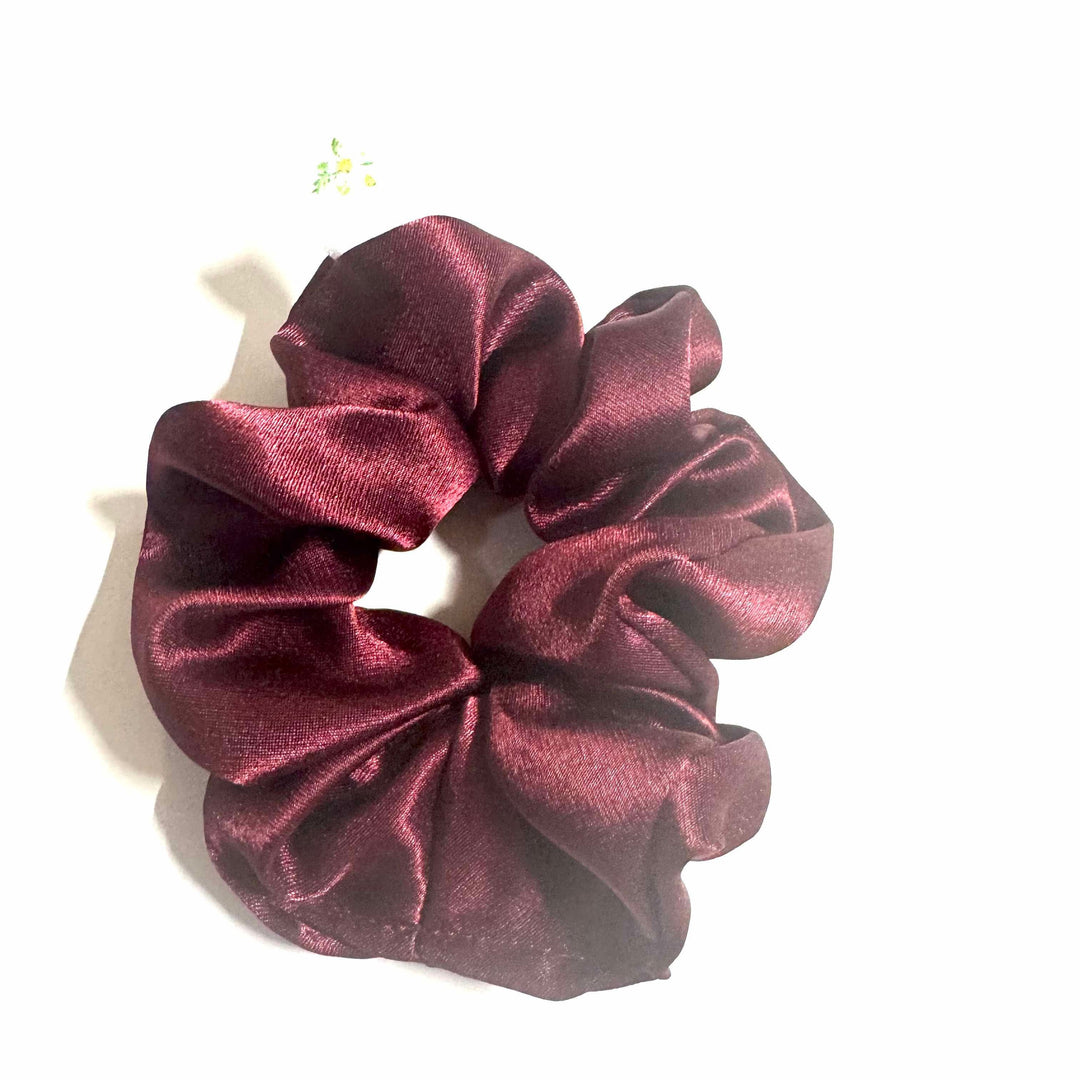 Chouchou en satin (consignation par Camomille)