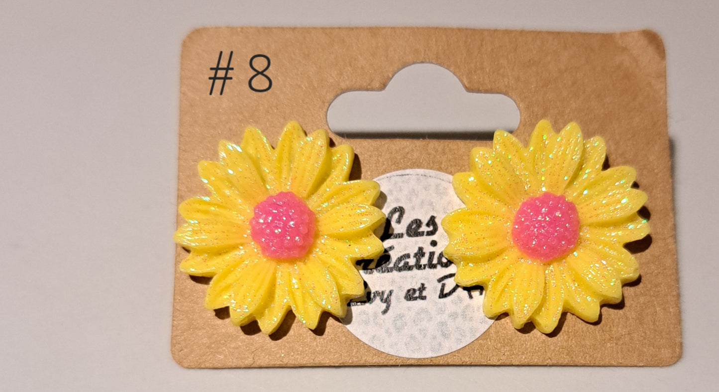 Boucle d'oreille fleur moyen