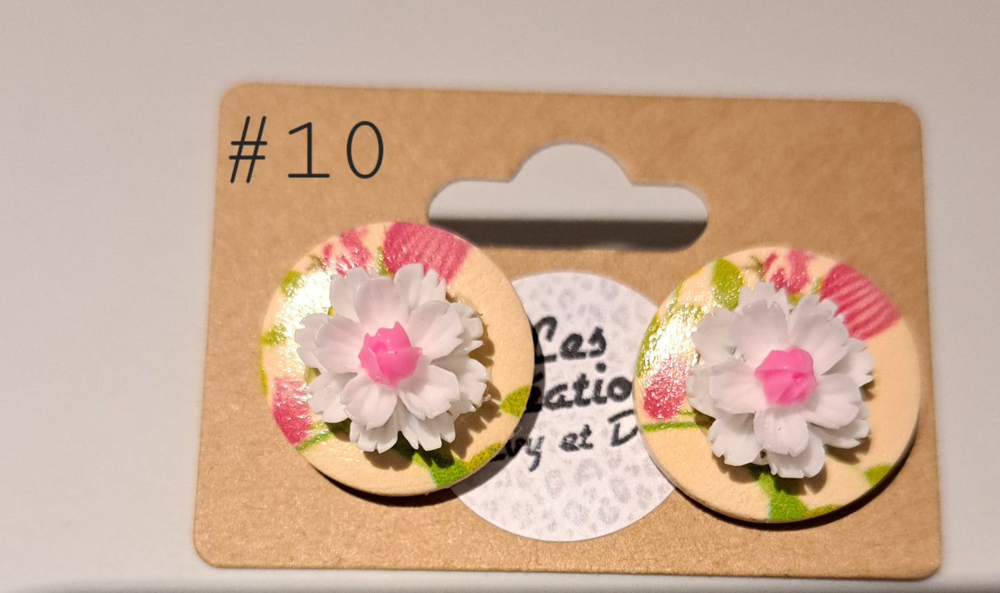 Boucle d'oreille fleur moyen