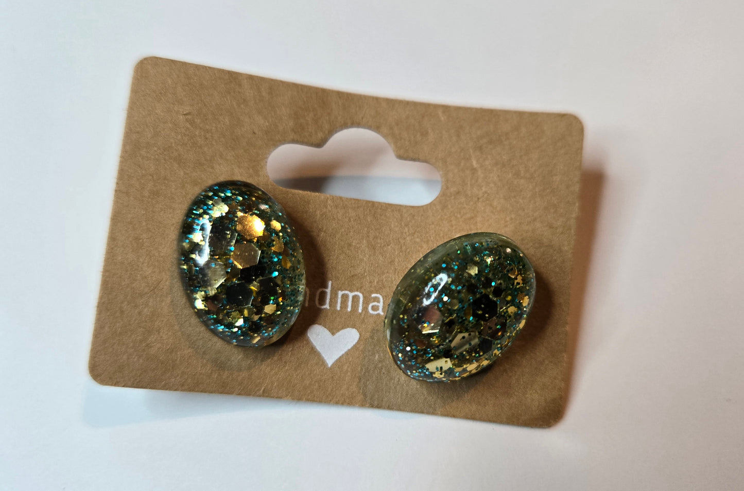 Boucles d'oreilles par Jackie Epoxy