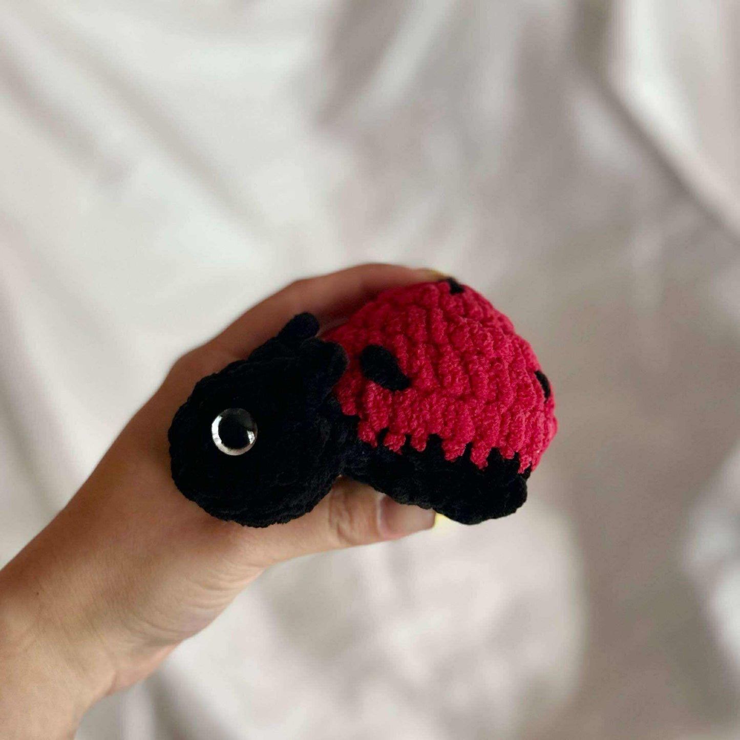 Petite coccinelle en tricot