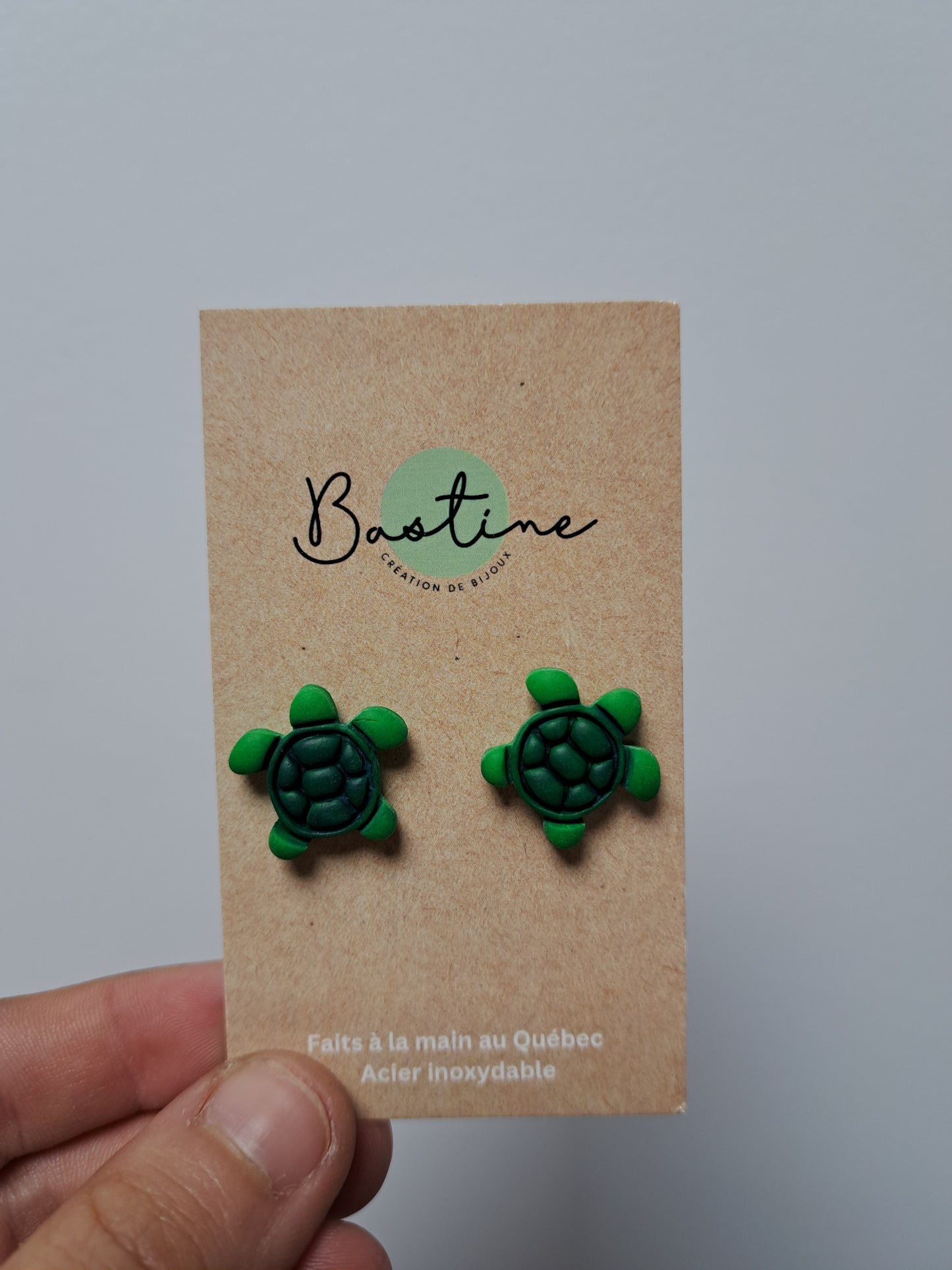 Tortue - Boucles d'oreilles studs en argile polymère acier inoxydable hypoallergène