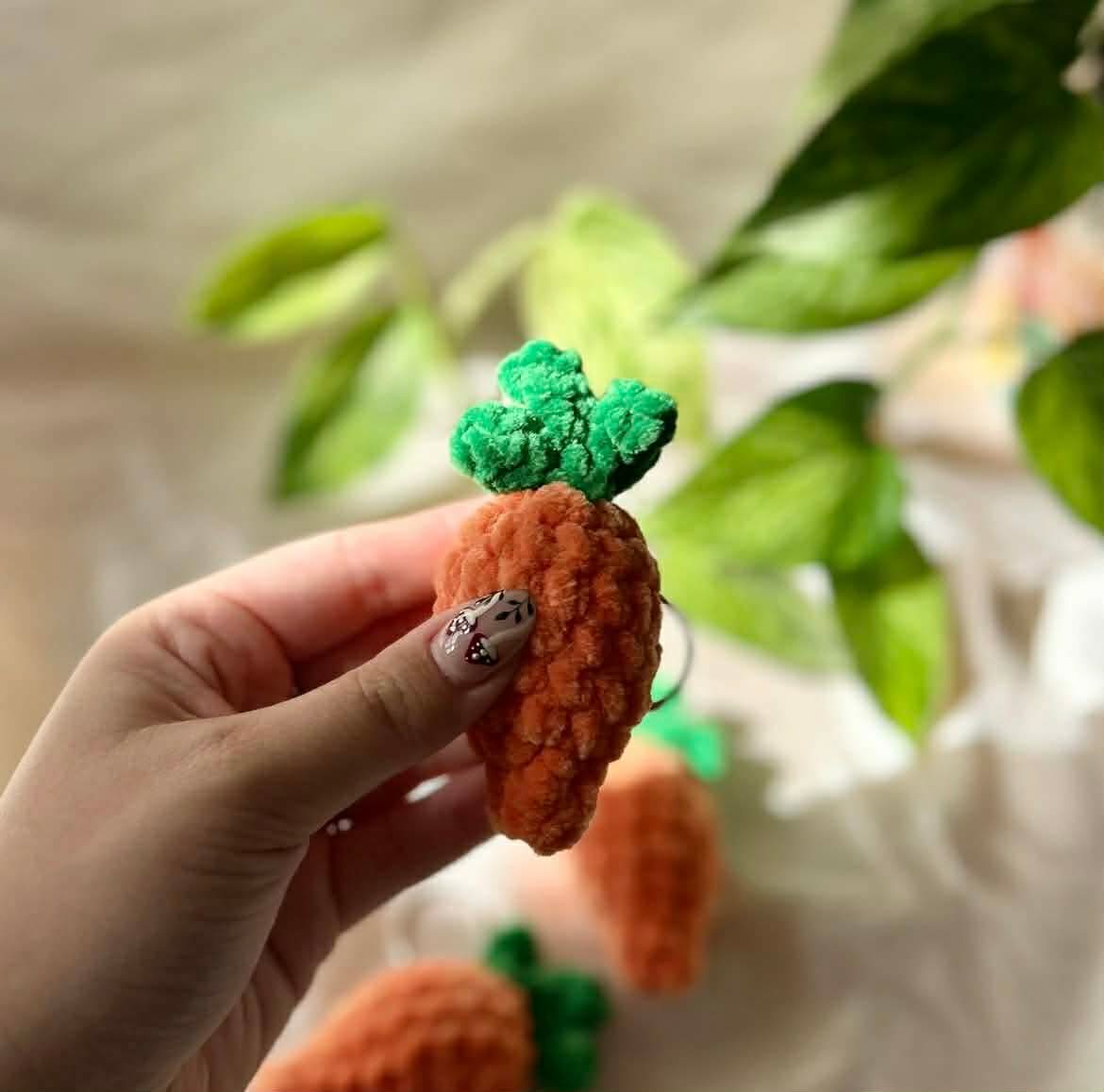 Carotte porte clé en tricot