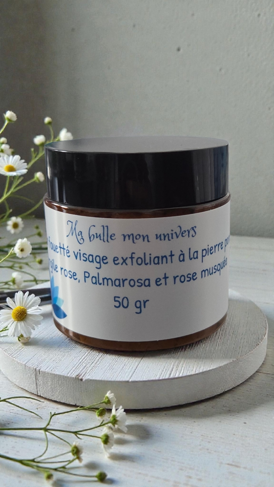 Savon fouetté visage avec exfoliant à la pierre ponce Argile rose Palmarosa rose musquée