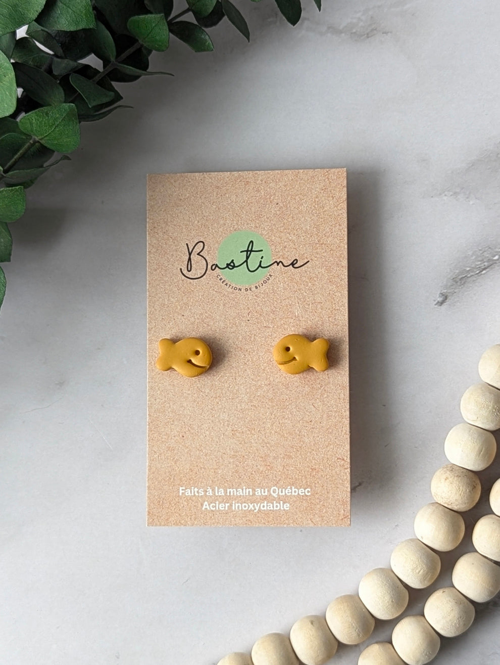 Poisson au fromage - Boucles d'oreilles studs en argile polymère acier inoxydable hypoallergène