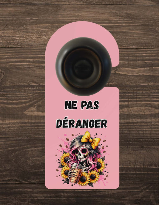 🪝 Accroche-porte personnalisé – Ne pas déranger femme squelette