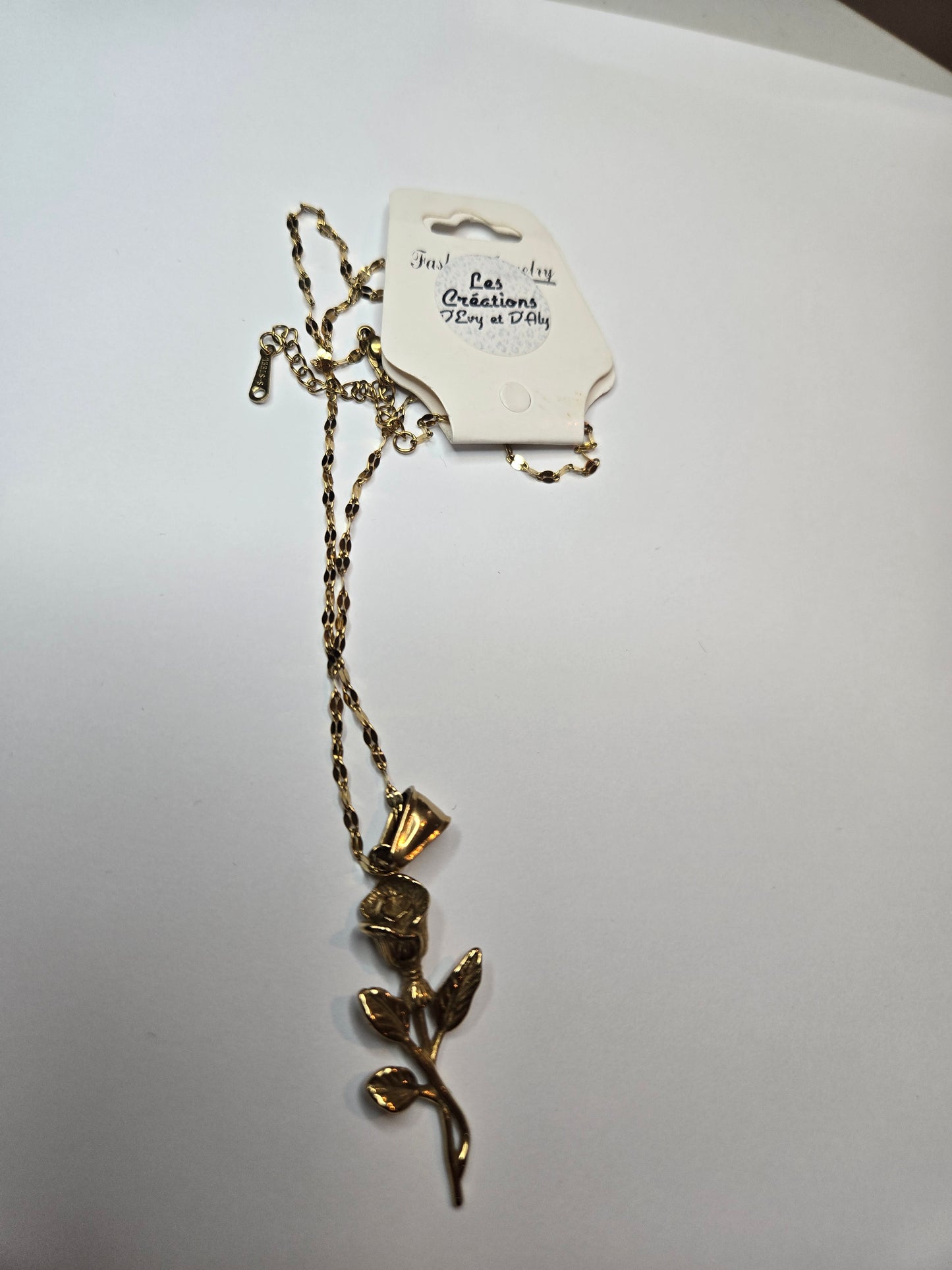 Collier par les créations d'Évy