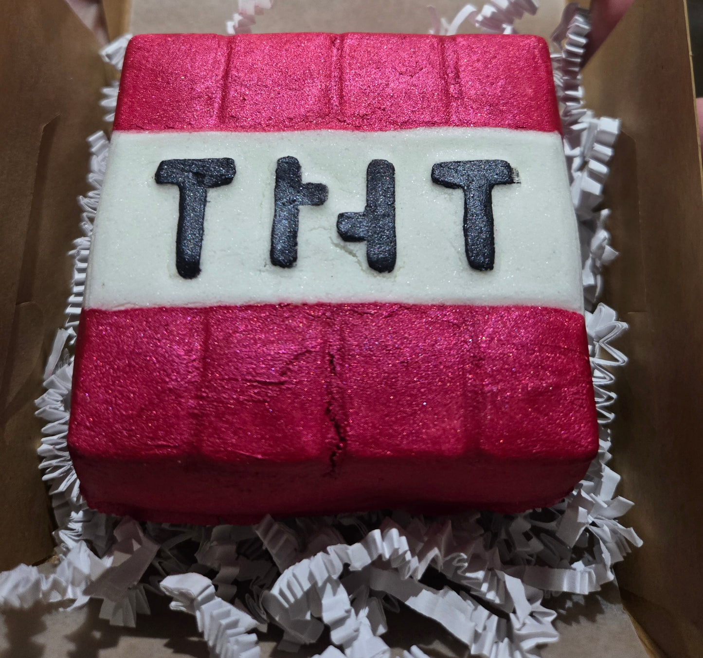 Bombe - Carré rouge