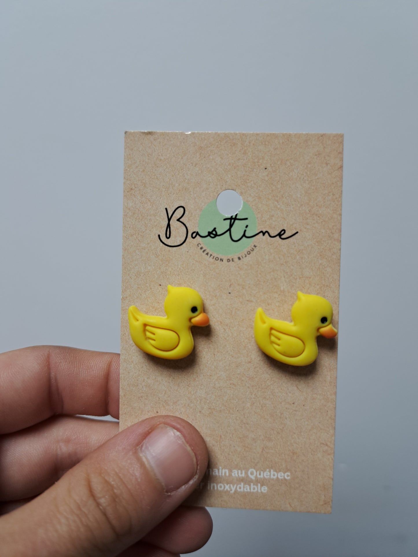 Canard jaune - Boucles d'oreilles studs en argile polymère acier inoxydable hypoallergène