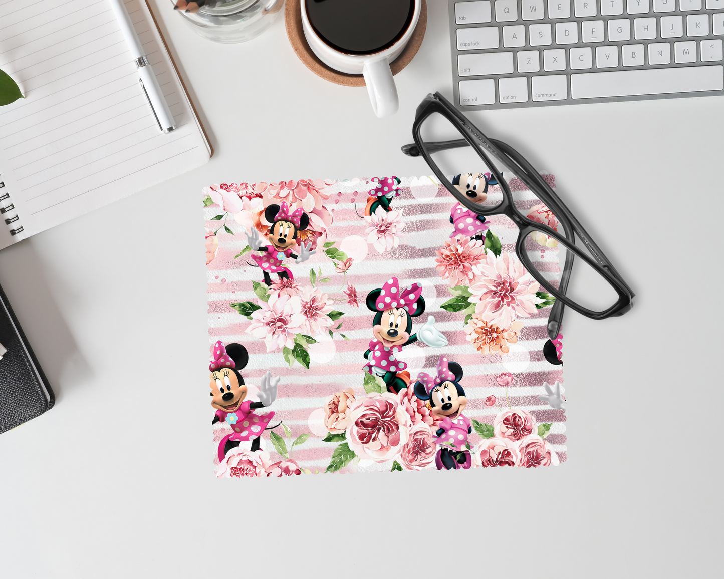 Linge pour lunette - Design par Audz (non-disponible pour les points de vente)