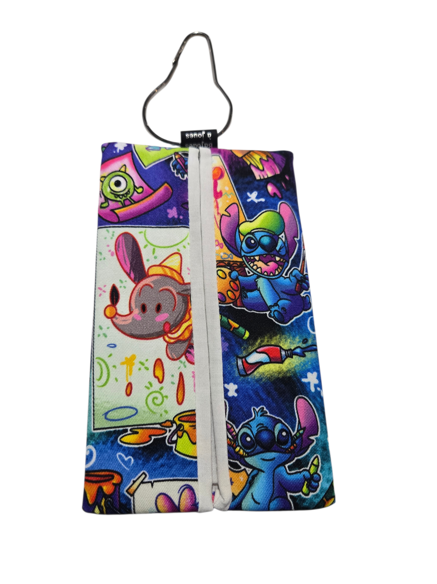 Pochette pour mouchoir avec petit accroche