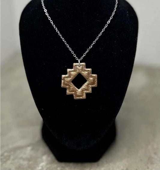 Collier Woody