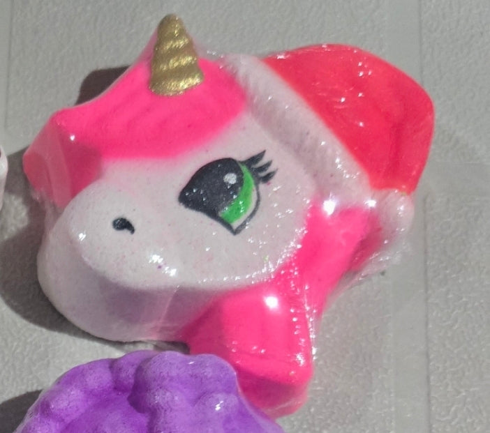 Bombe licorne de Noël