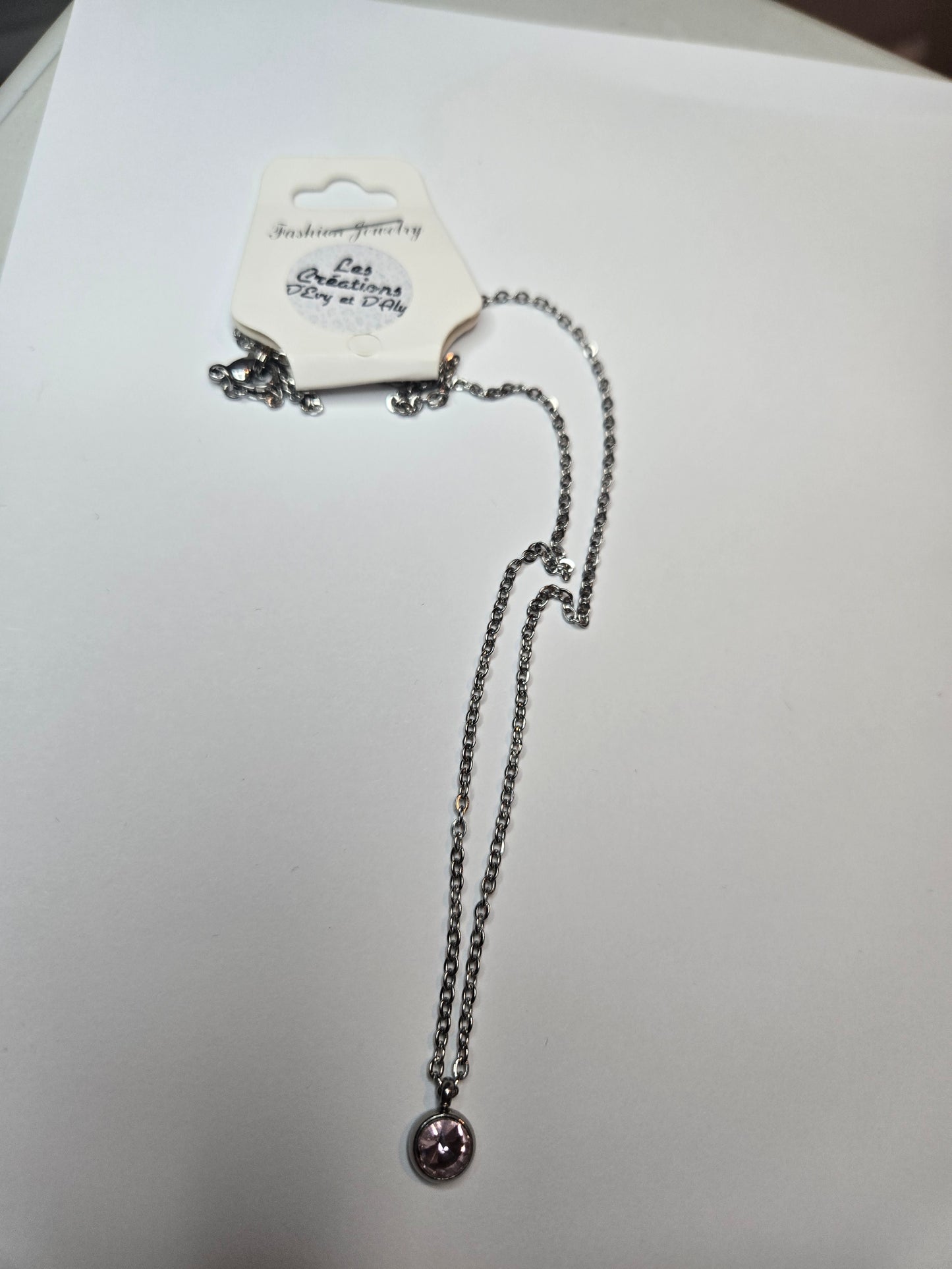 Collier par les créations d'Évy