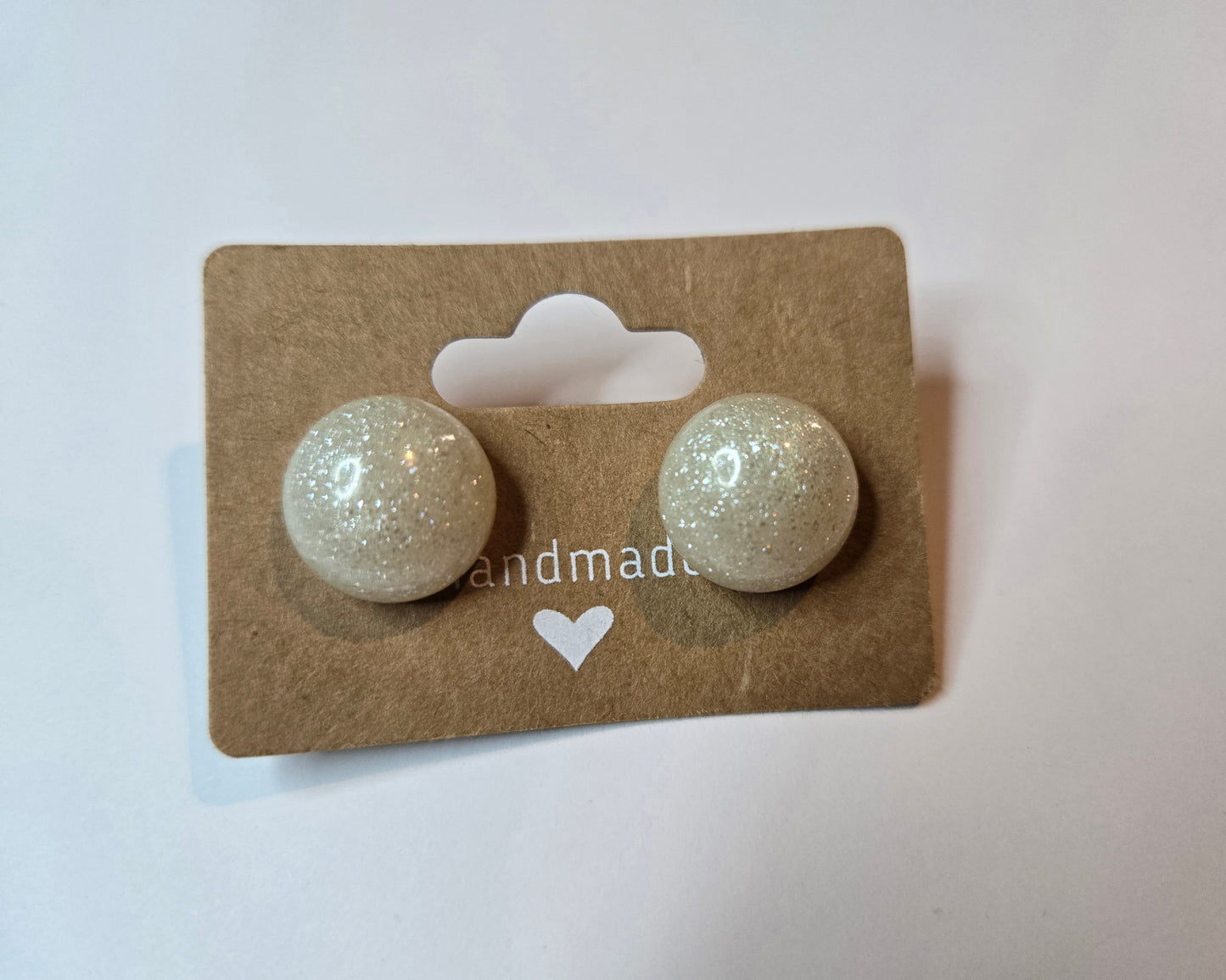 Boucles d'oreilles par Jackie Epoxy