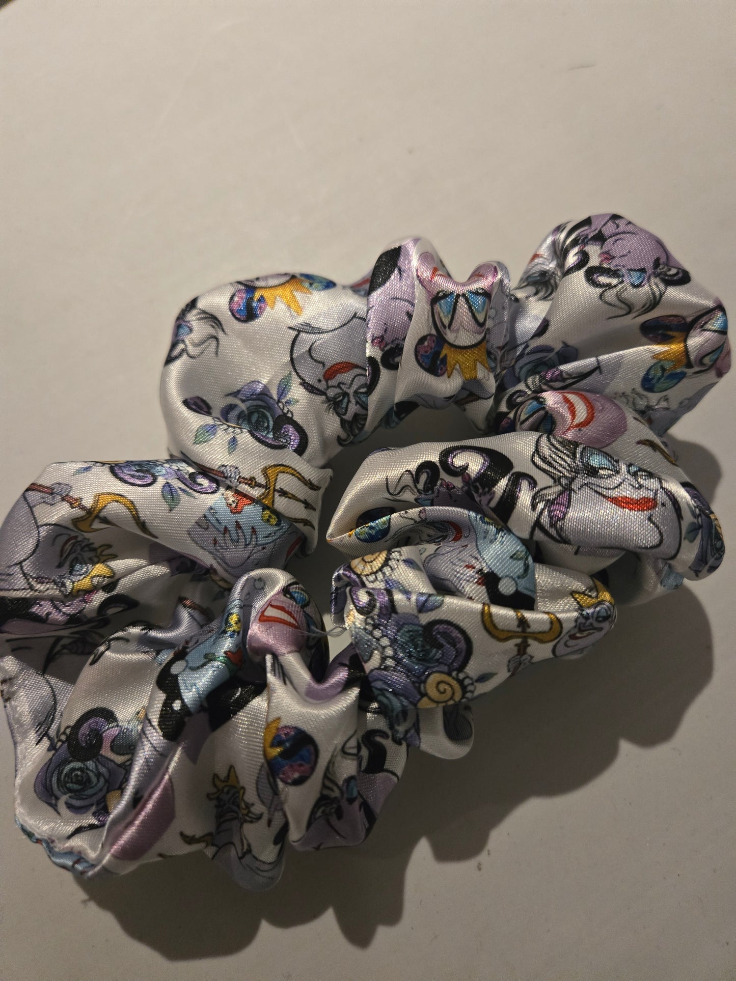 Chouchou en satin (consignation par Camomille)