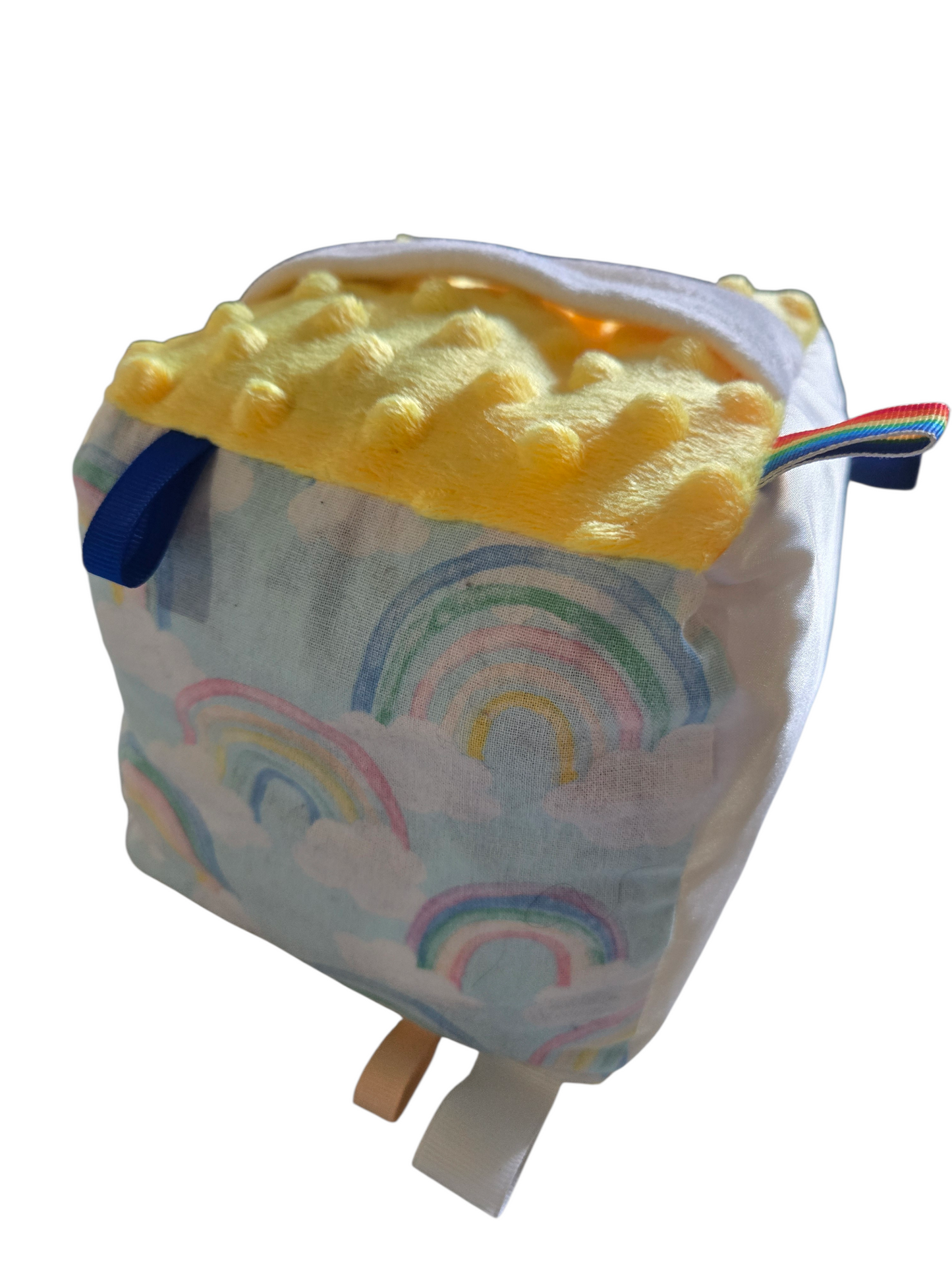 Cube éveil par Confection Camomille inc.