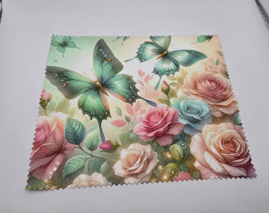 Linge à lunette - Papillon et fleurs