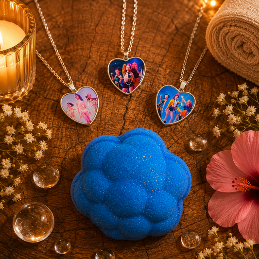 Bombe avec collier - Fille populaire