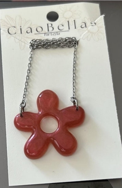 Collier fleur rouge